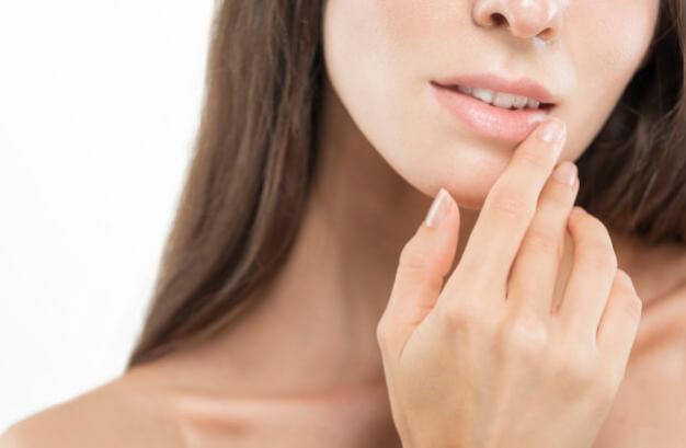 Labbra screpolate: i 5 consigli di Alpifarma per prevenire