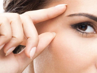Come eliminare occhiaie e borse sotto gli occhi: ecco alcuni rimedi